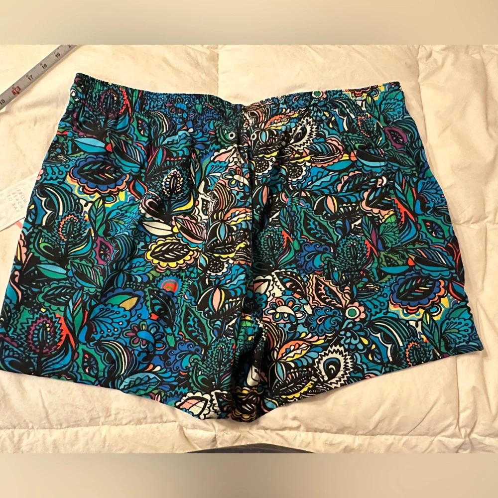 Le Club Paisley Short Swim Trunks - NWT - Size XXL